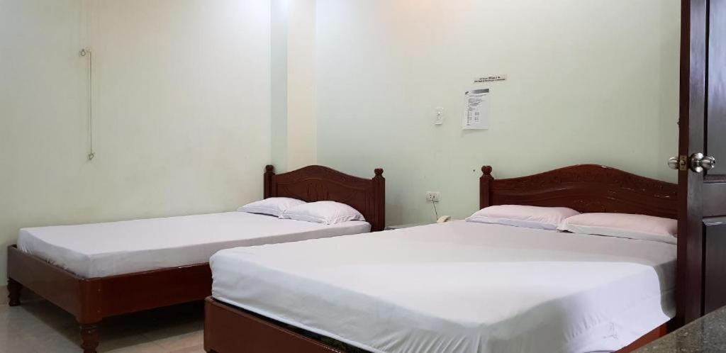 Manh Hung Hotel Buon Ma Thuot Kültér fotó